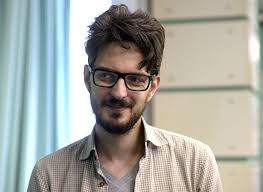 Maxim katz was born in moscow, but at the age of eight his family moved to israel. Maksim Kac Kotorogo Hotyat Isklyuchit Iz Yabloka Nameren Borotsya Za Partiyu
