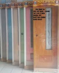 Walaupun terlihat ringan dan rapuh, sesungguhnya pintu pvc memiliki ketahanan yang serupa dengan kayu maupun namun demikian, harga untuk pintu kamar mandi semacam ini lumayan mahal dibandingkan dengan jenis lainnya. Jual Pintu Wc Pintu Kamar Mandi Pintu Toilet Pvc Exclusive Door Kw 1 Full Set Daun Dan Kusen Motif Kaca Di Lapak Bigshop88 Bukalapak