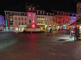 Die stadt hat eine wechselvolle geschichte aus vorrömischer zeit bis hin zur mehrfachen französischen besetzung. Fussgangerzone Saarbrucken Von Der Europagalerie Bis Zum St Johanner Markt Fur Radler Frei Saarland Deutschland Radtouren Abschnitt Komoot