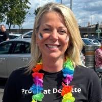 30+ Profile mit dem Suchbegriff „Windrum“