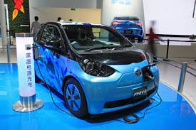 Comparatif des voitures électriques, hybrides et thermiques. Toyota Une Voiture Electrique D Une Autonomie De 500 Km Qui Se Recharge En 10 Minutes Pour 2021 Neozone