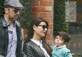 Primi scatti in tre per gigi buffon, ilaria d'amico e leopoldo mattia, nato il 6 gennaio scorso a milano. Gigi Buffon E Ilaria D Amico Colazione Romantica Accompagnati Da Leopoldo Mattia Il Mattino It