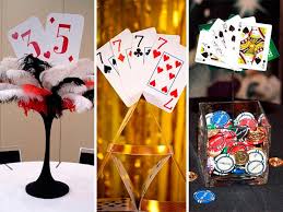 Este juego de cartas puede ser muy complicado. La Fiesta Del Poker Divertida Celebracion Con Naipes