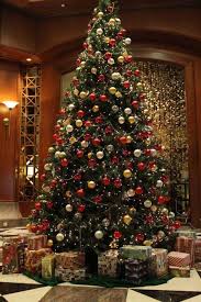 Favorite Handmade Holiday Decorating Ideas Put Candy Canes Under Your Tree Add A S Classic Christmas Tree Farmhouse Christmas Tree Christmas Tree Decorations