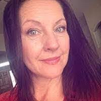 Zoe Auer's Instagram, Twitter & Facebook