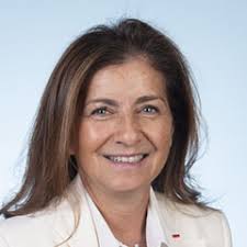 Mme Emmanuelle Hoffman