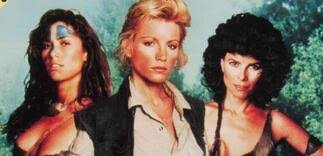 Shannon lee tweed (born march 10, 1957) is a canadian actress and model. Shannon Tweed Moviepilot De