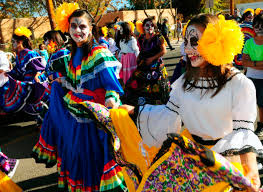 Today i'm sharing a simple way to make your own tissue mexican paper flowers to decorate your home or altar for dia de los muertos. South Valley S Annual Dia De Los Muertos Parade Canceled Albuquerque Journal