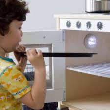 Kinderkuche Aldi Lidl Oder Vom Schweden Der Vergleich In 2020 Kinderkuche Ikea Kuche Kinder Ikea Duktig