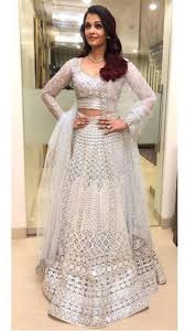 Beautiful Aishwarya With Beautiful Lehenga Indian Dresses Indian Wedding Wear Indian Wedding Outfits