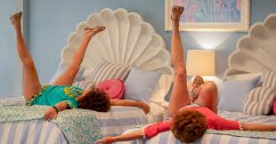 It isnt on youtube yet, so i am wondering if anyone else saw it? Barb Star Kristen Wiig S New Film Lands This Month