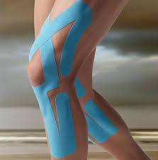 Recuperacion Y Flexibilidad Para Rehabilitar El Musculo El Vendaje Neuromuscular Ofrece Apoyo O Sujecion A Los Diferent Vendaje Vendaje Neuromuscular Musculos