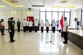 As is kenaikan pangkat in english? Unhan Ri Laksanakan Upacara Laporan Kenaikan Pangkat Tni Dan Pns Yang Naik Pangkat Pada Tanggal 1 April 2021