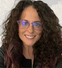 Joni Krueger's Instagram, Twitter & Facebook