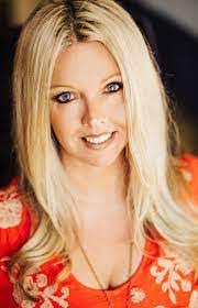 Mamao Kalepo's Instagram, Twitter & Facebook