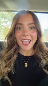 Katie Birkett's Instagram, Twitter & Facebook