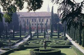 * votre adresse ne sera ni vendue, ni. Les Jardins De La Renaissance En Italie Jardins Clos Du Prefons Un Jardin En Mouvement