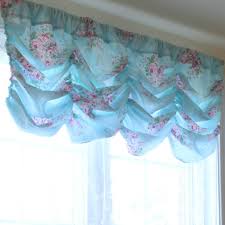 I'm so happy to find another set. Balloon Curtain
