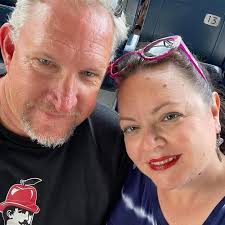 Wedding of Laura Oliver and Chris Isaac