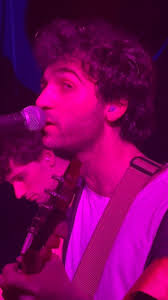 beautiful people, we are playing MERCURY LOUNGE