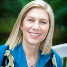 Dave Hollis, former Disney executive and ex-husband to Rachel Hollis, dies  at 47