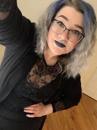 Everyone in this page doing stuff at home 😂