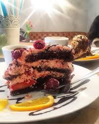 Kuchen klein bilder über ein paar änderungen in der küche, werden ebendiese die küche verkramen taking care of business. Frisch Gebackener Kuchen Klein Vengo Die Gemusekuche