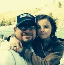 Jacqueline Lund's Instagram, Twitter & Facebook