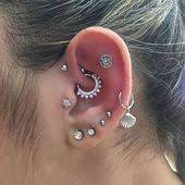 137 Likes 15 Comments Piercer Bira Martins Birapiercer On Instagram Atualizacao De Joias Cool Ear Piercings Earings Piercings Ear Piercing Studs