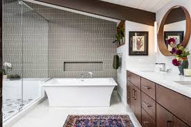 Although that striking freestanding tub or statement tile may make your heart beat a little faster, it's the layout that largely. 10 Bathroom Layout Mistakes And How To Avoid Them