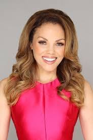 Lynnette Cole's Instagram, Twitter & Facebook