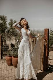 While most women have different taste in clothing, and have different body types, there are a range of designers who make lace wedding dresses to suit every style and figure. Chance Free Spirited Wedding Gowns By Dreamers Lovers Nouba Com Au Chance Free Spirited Wedding Gowns By Dreamers Lovers