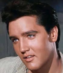 Love this picture of our Elvis captures his breathtaking beauty 1970 at his  best 🤗💖🔥🔥🔥🔥