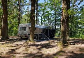 Strandcamping Fehmarnbelt Zwangloses Camping Am Endlos Strand In 2020 Camping Camping Ostsee Campingplatz