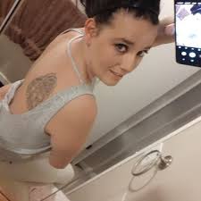 Summer Belanger's Instagram, Twitter & Facebook