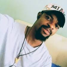 Hum Rebecca, sexy hein !