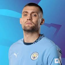 Defensive midfielder alternatives for lineup?