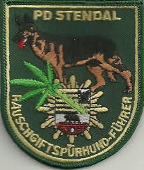 Diese anzeige wird automatisch auf den neuesten stand gebracht. Die 110 Besten Ideen Zu Diensthunde Diensthunde Hunde Deutsche Polizei