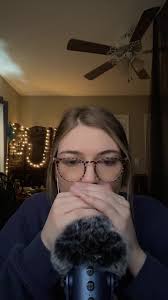 Tapping & scratching :) ♥️ #asmr #asmrsounds #asmrtapping #asmrscratching