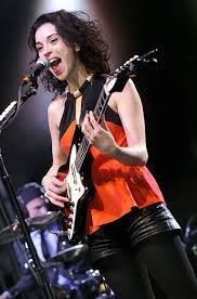 Vincent is famous for her aesthetic reinventions. St Vincent David Byrne Album Collaboration Due In The Fall St Vincent Annie Clark Women In Music Female Guitarist