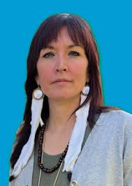 Polish and Decorate Contribute Flowers for the Christmas Season Reflect