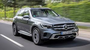 For 2020, mercedes gives the glc a new grille, revised front and rear bumpers and lighting, updated wheel designs, and new paint colors, which freshen things up a bit. 2020 Mercedes Benz Glc 300 First Drive Review What S New Mbux Tech Update And Driving Impressions Autoblog