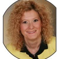 5600+ 'Esther -cdad-' profiles