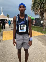 Erriyon knighton may be a pro athlete running for adidas but he's still only a junior in high school. Aau Junior Olympics Erriyon Knighton Sets National Record In 200 Meters