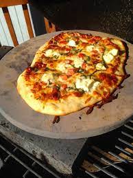 How To Grill Pizza On The Big Green Egg Big Green Egg Recipes Green Egg Recipes Big Green Egg Grill