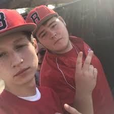 Eli Stratton (@el1_stratt0n)