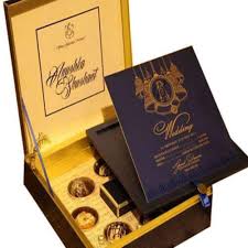 As with all wedding diy projects make sure you leave yourselves enough time. Indian Wedding Invitation Card Design Complete Guide