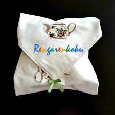 Yikanmis Duck Pazen Ve Pamuklu Kumaslardan Hazirladigim Mutfak Setinin Cok Amaclu Ortusu Bir Yuzu Duck Kumas Bir Yuzu Pazen Kumas Pazen Mutfak Kumas