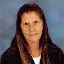 Loretta Crisp's Instagram, Twitter & Facebook