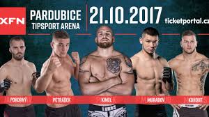 Český reprezentant sa snažil preniesť súboj na zem, ale romanowski predvádzal skvelý defenzívny wrestling. Jedna Z Nejvetsich Hvezd Ceskeho Mma Patrik Kincl Bude Zapasit Na Xfn V Pardubicich G Cz